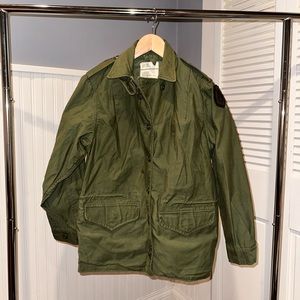 Vintage US Army Women’s Field Coat OG-107 Vietnam Era